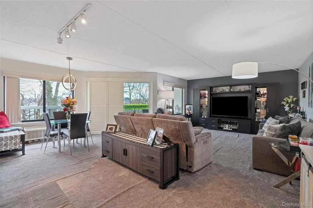Property photo 3 of 31 <Alttext/>