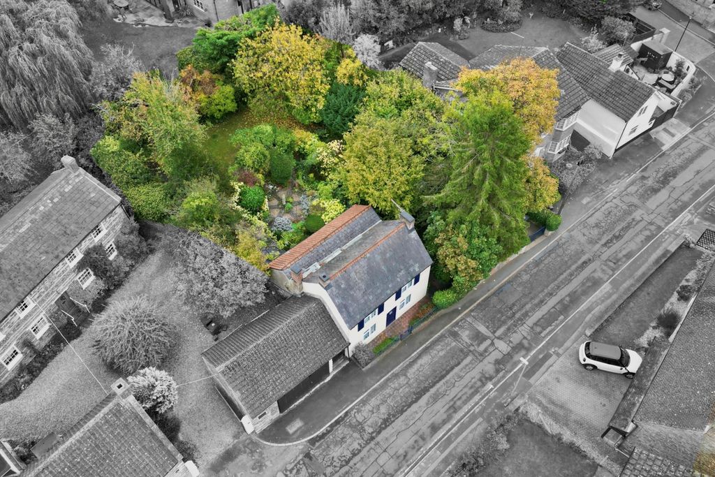 Property photo 2 of 25 Photo 26