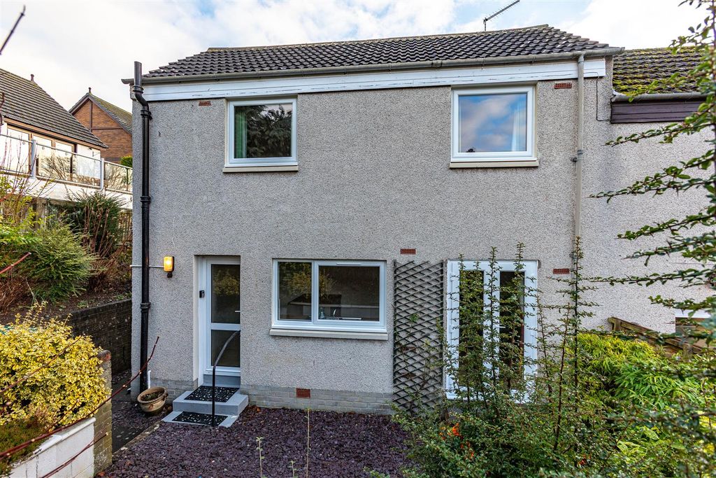 Property photo 2 of 20 3 Brewster Place Gattonside 44.Jpg