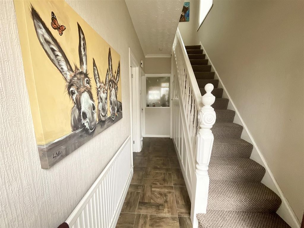 Property photo 2 of 31 Img_0122.Jpeg