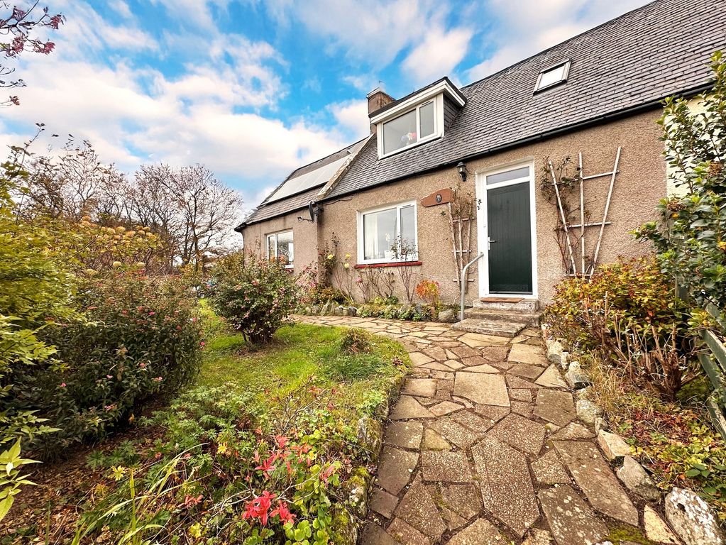 Property photo 2 of 22