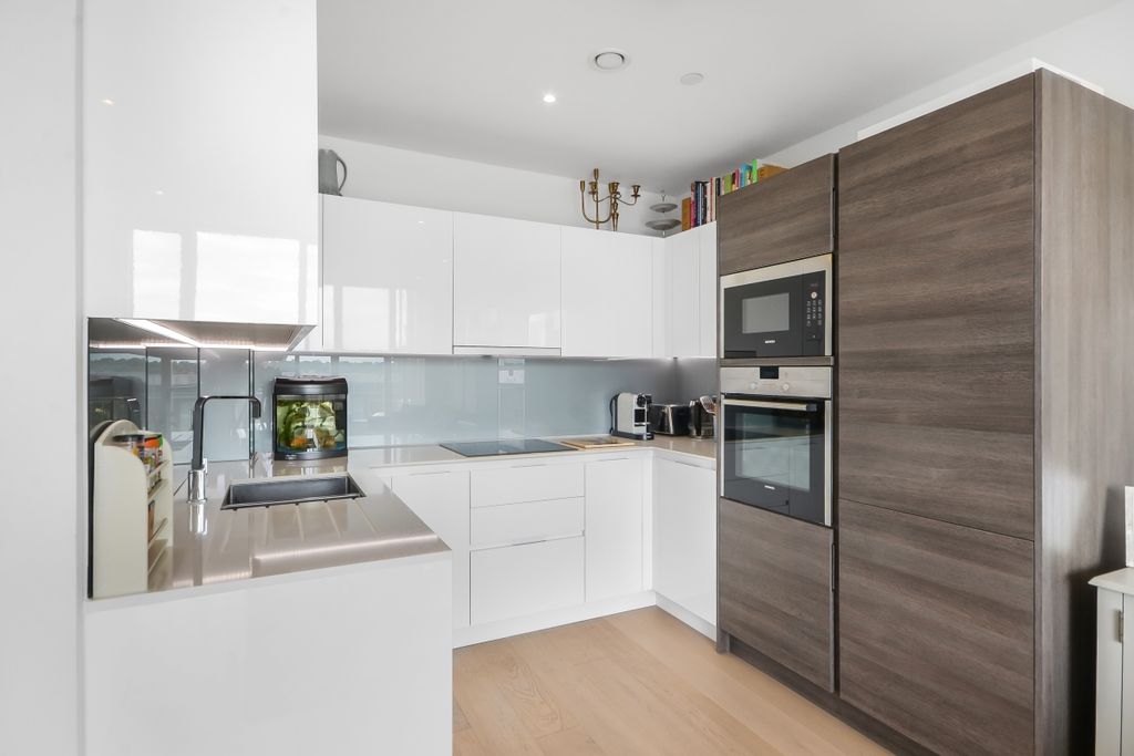 Property photo 3 of 13 Dsc_6141