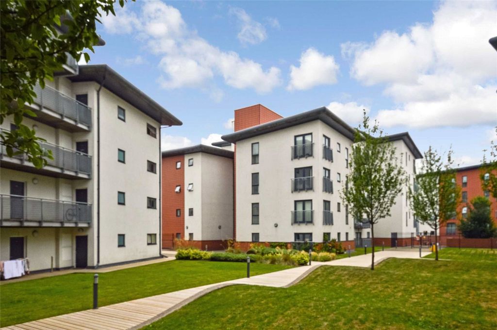 Property photo 1 of 10 Picture No. 15