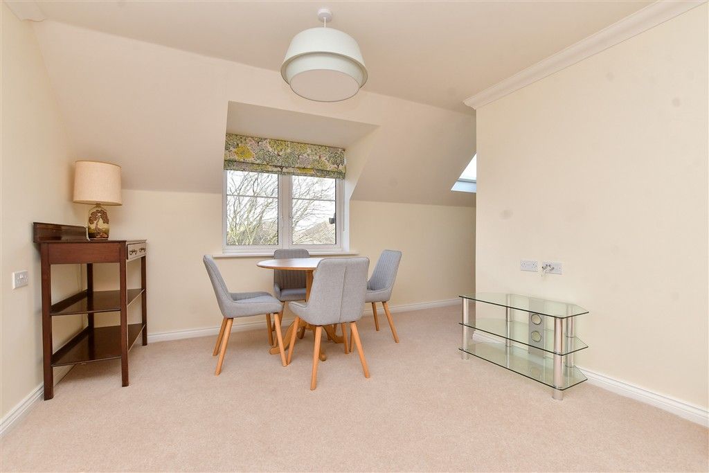 Property photo 1 of 14 Dining Area
