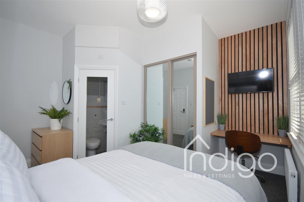 Property photo 2 of 17 Fk_Oib4Azumtpo3Ww7Jawg.Jpg