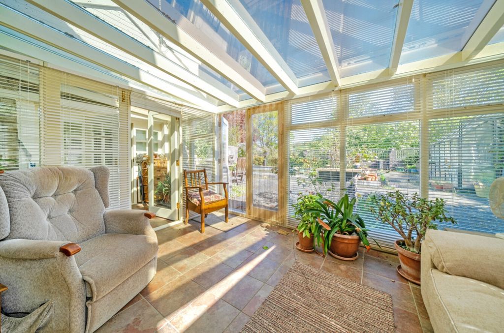 Property photo 3 of 33 1451514-16-69Eaac61d9968