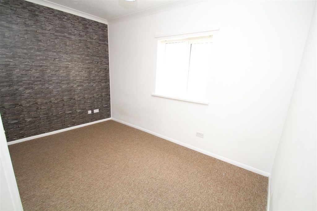 Property photo 3 of 9 Img_1236.Jpg