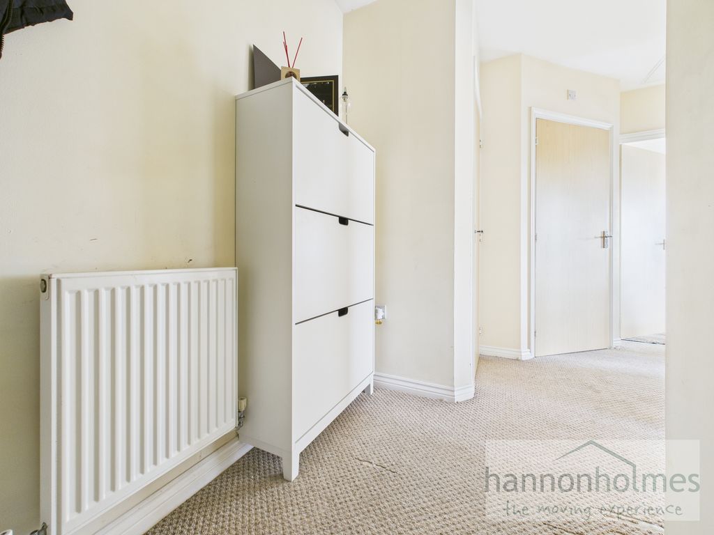 Property photo 2 of 14 Cam05283G0-Pr0095-Still002