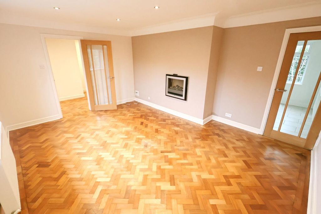 Property photo 3 of 12 Living Room