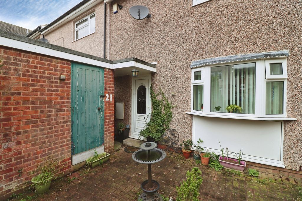 Property photo 2 of 16