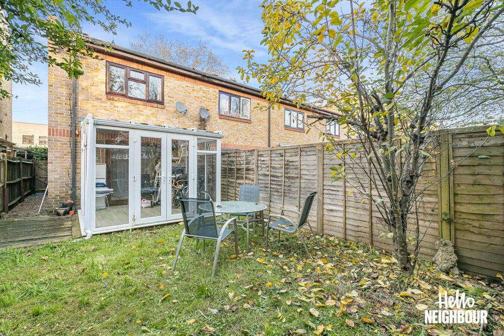 Property photo 3 of 21 Photo 2