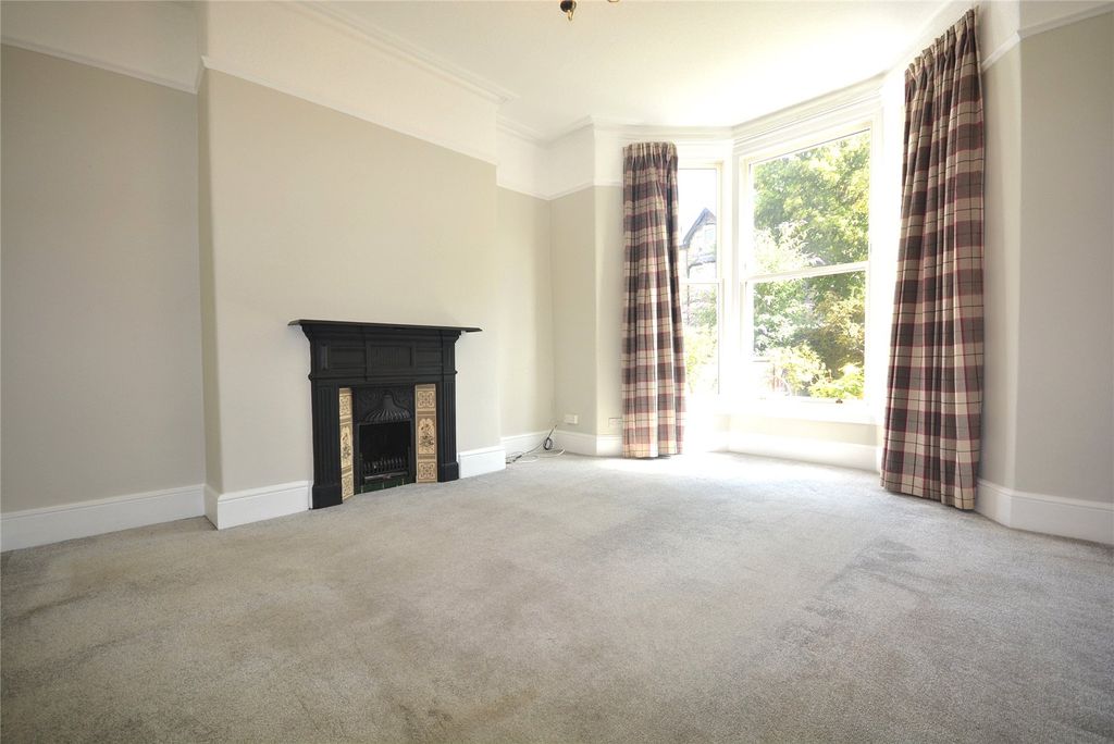 Property photo 2 of 14 Picture No. 07