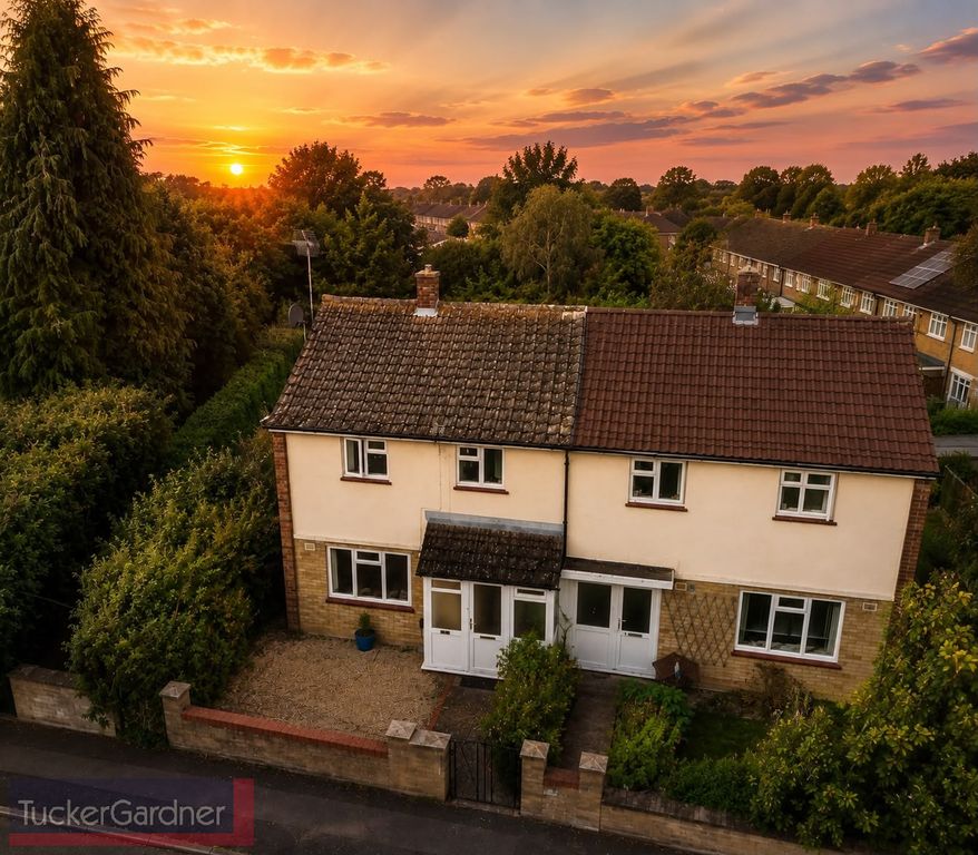 Property photo 1 of 7