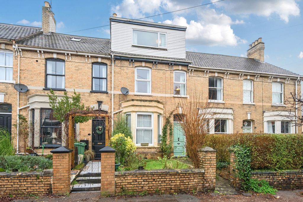 Property photo 1 of 25 Main