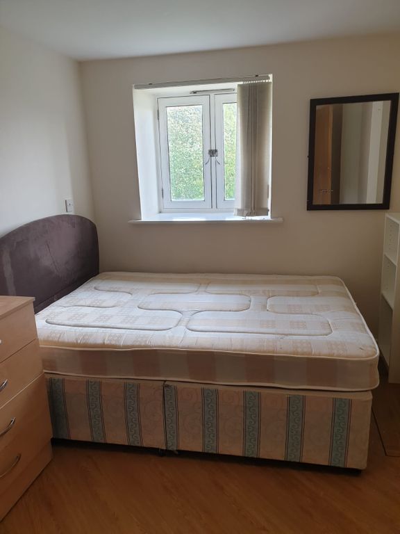 Property photo 2 of 4