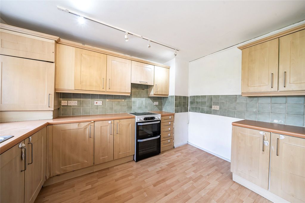 Property photo 3 of 13 Picture No. 33