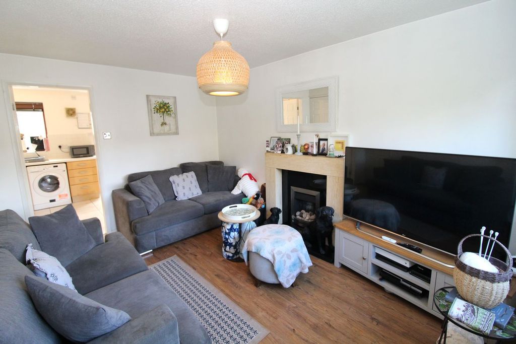 Property photo 3 of 13
