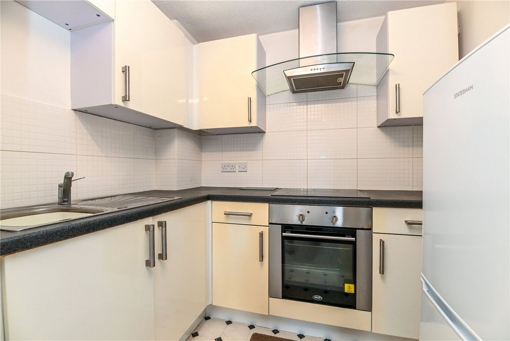 Property photo 2 of 15 Picture No. 03