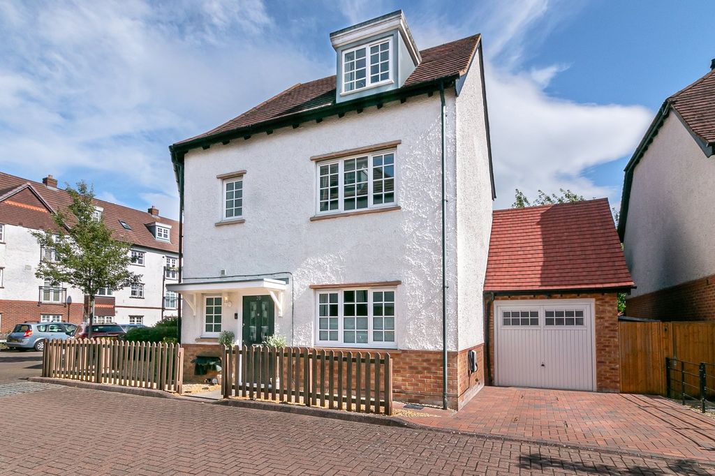 Property photo 1 of 19