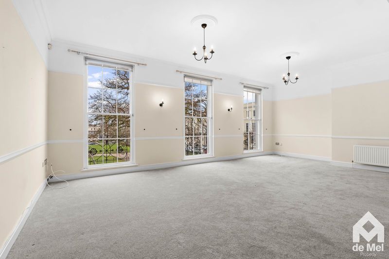 Property photo 2 of 18 Photo 11