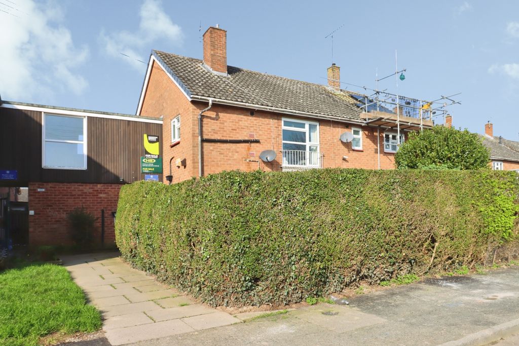 Property photo 2 of 11