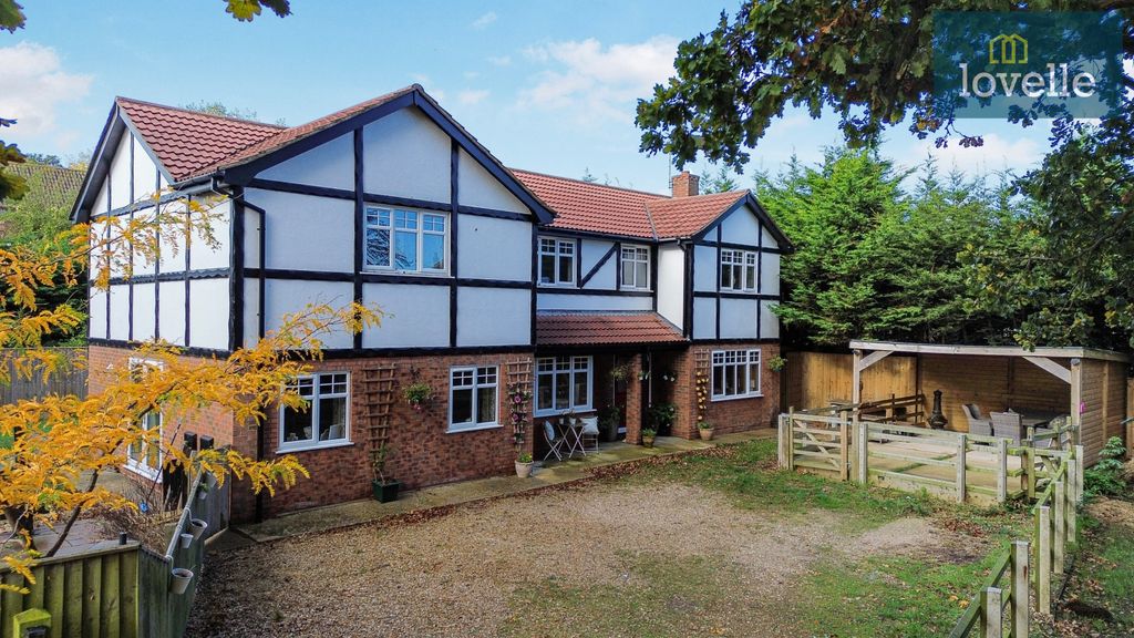 Property photo 1 of 29