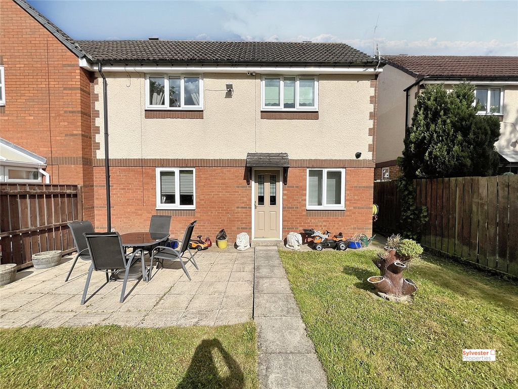 Property photo 1 of 21 Picture No. 15
