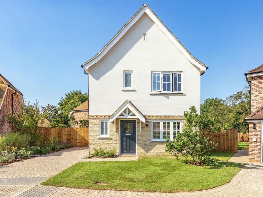 Property photo 1 of 18 The Elms, Number 4