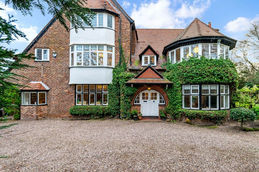 Property photo 2 of 59