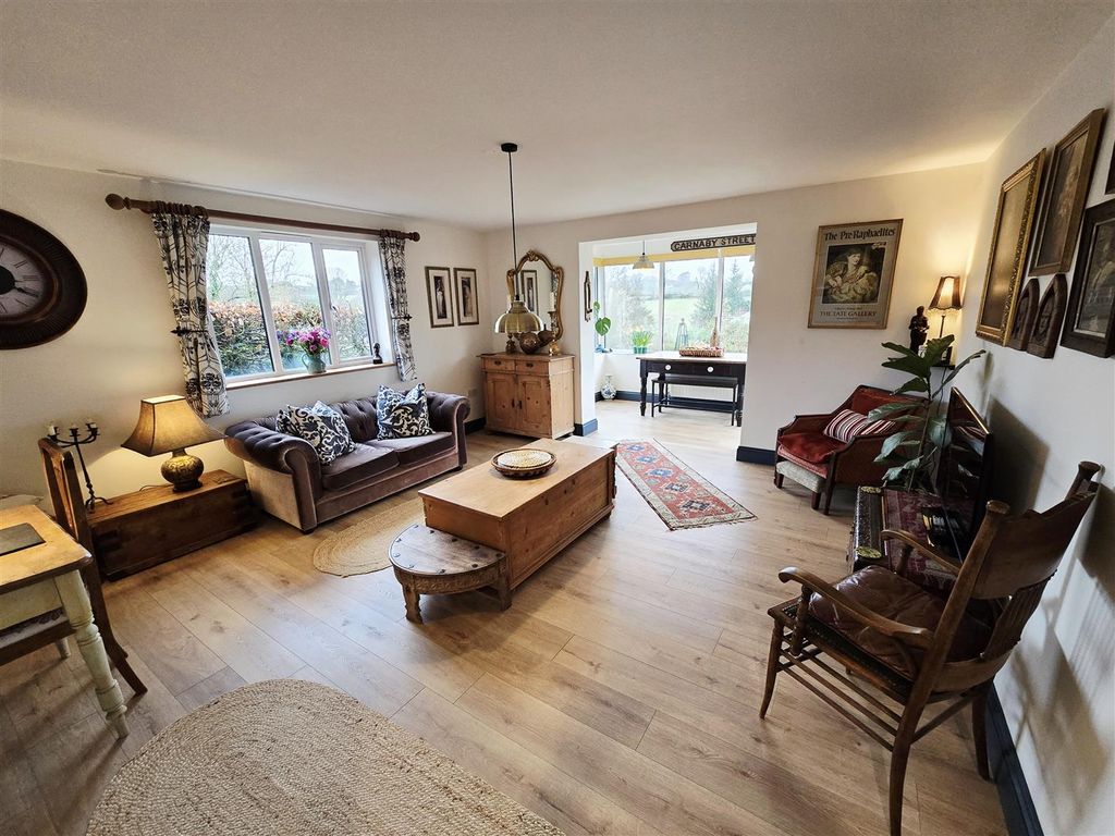 Property photo 3 of 33 20260205_152109.Jpg