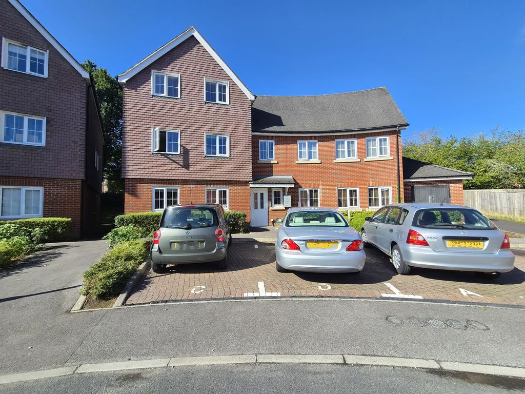 Property photo 1 of 9