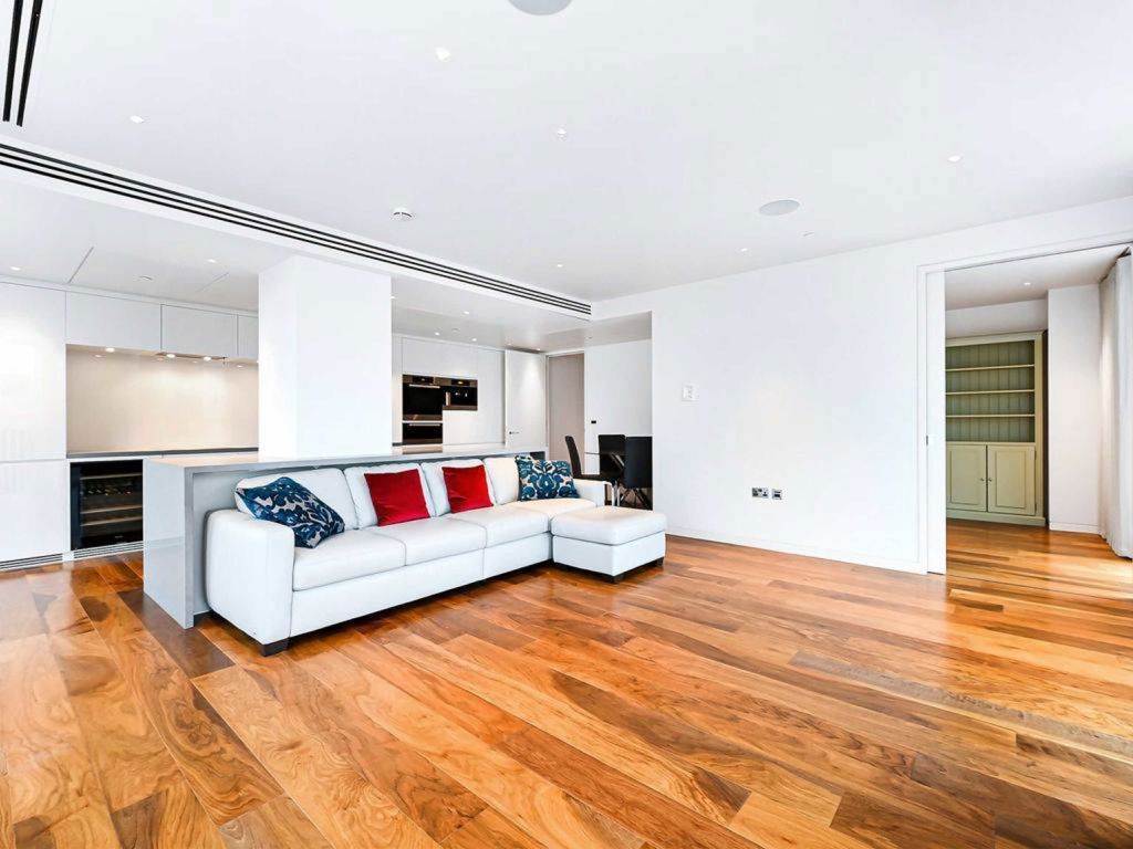 Property photo 3 of 23