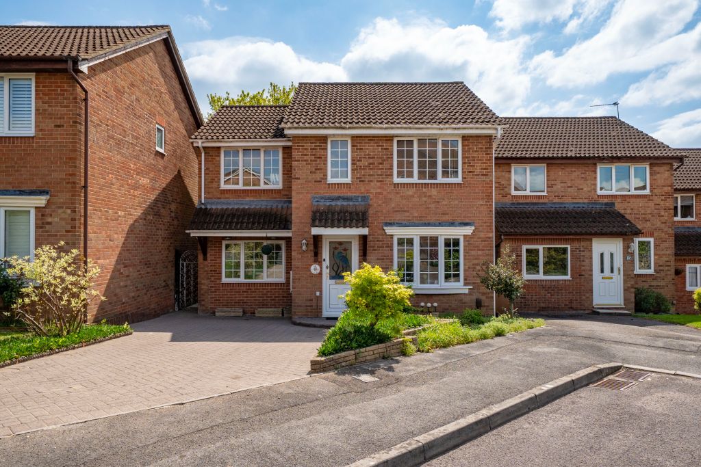 Property photo 1 of 26