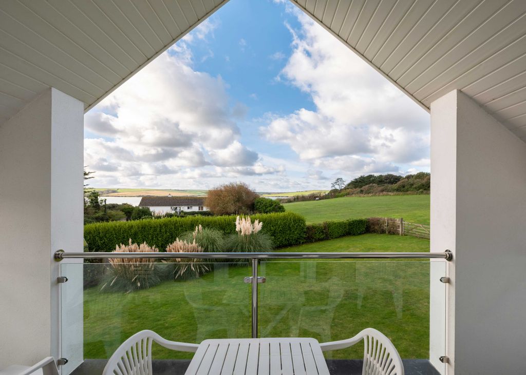 Property photo 2 of 25 68668E2Beac61_The-Cottage-Ext-39