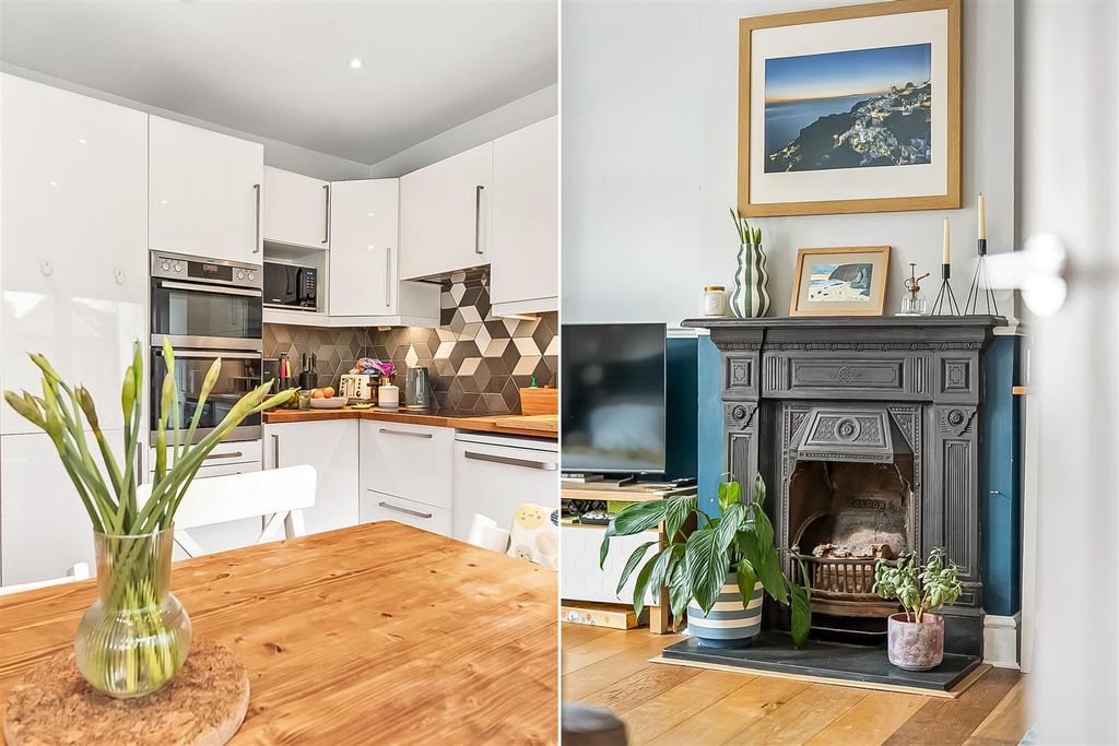 Property photo 3 of 16 Feature