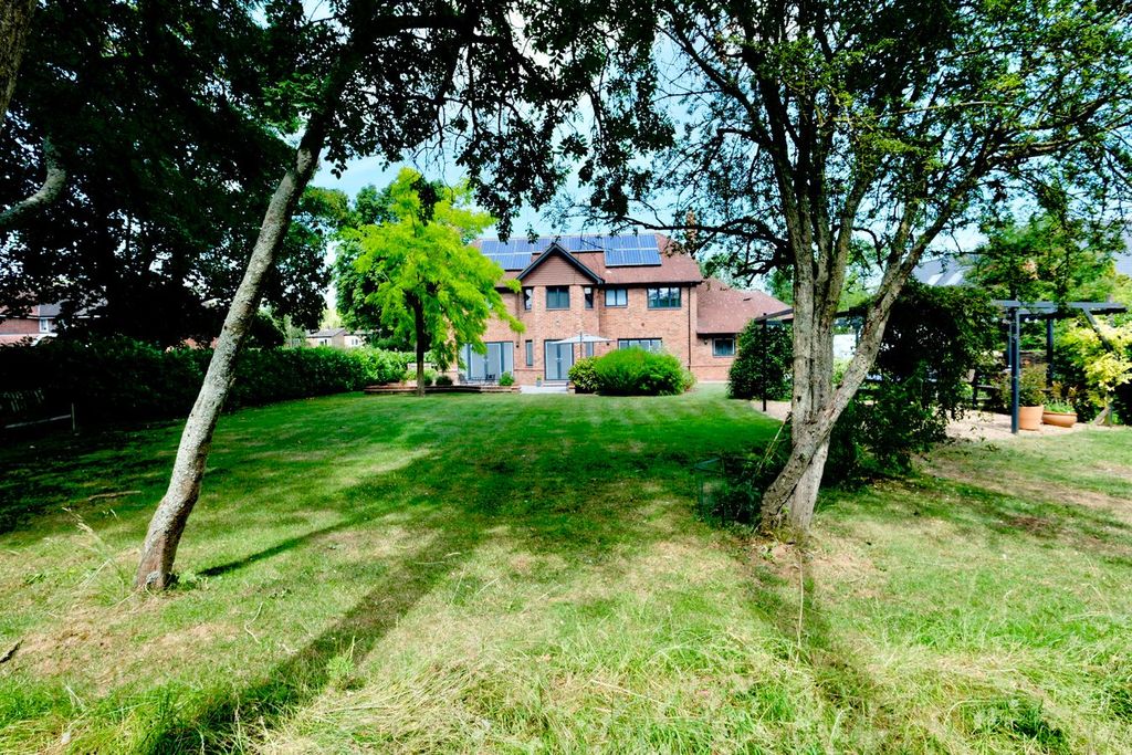 Property photo 3 of 25