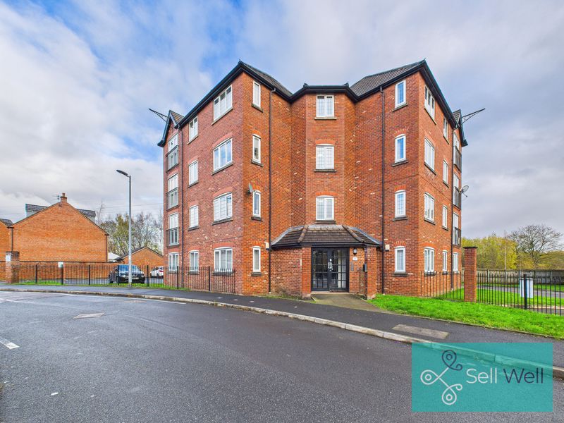 Property photo 3 of 16 Main Entrance & Building Exterior