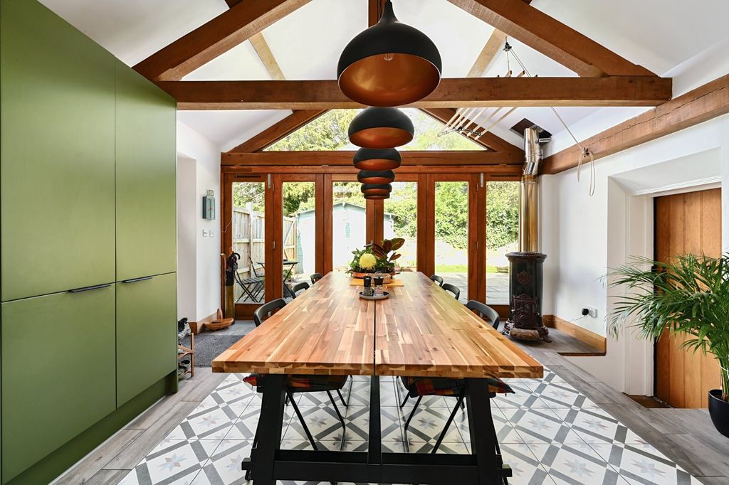 Property photo 3 of 19 Picture No. 18