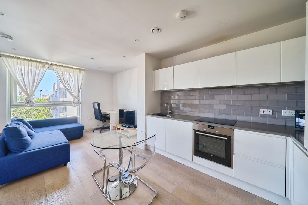 Property photo 1 of 21 Decafb3Ae7d68ce7909ee18063Fbd1ce997c53d0.Jpg