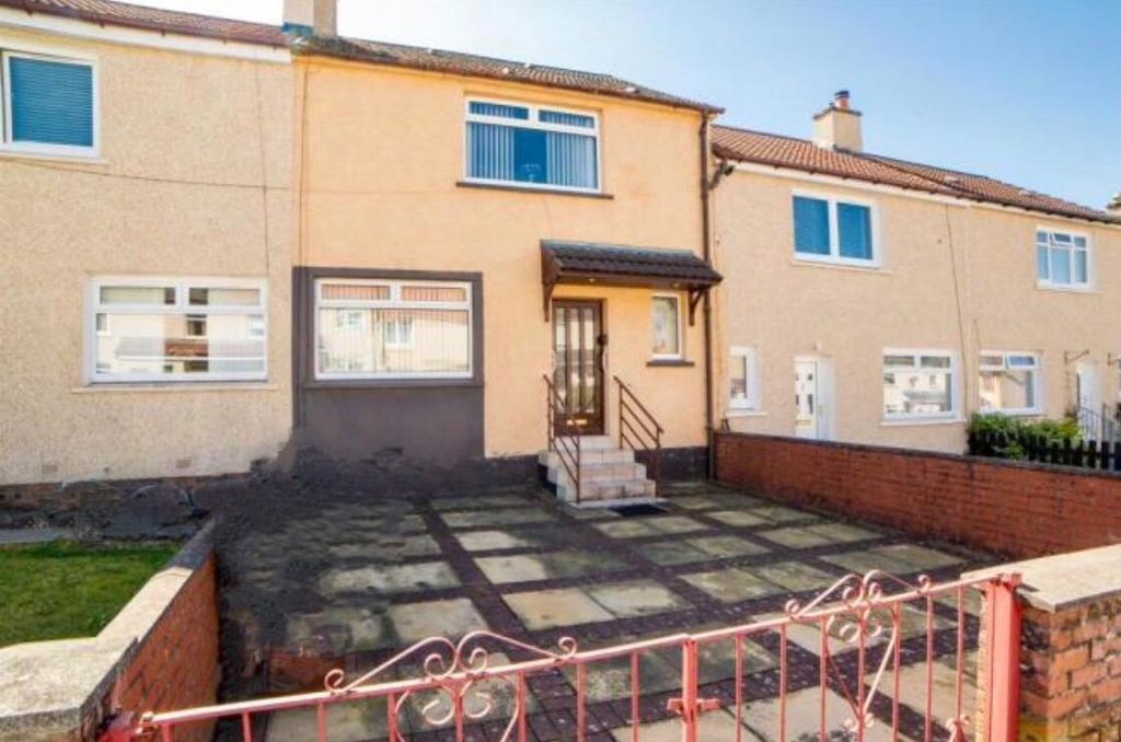 Property photo 1 of 11