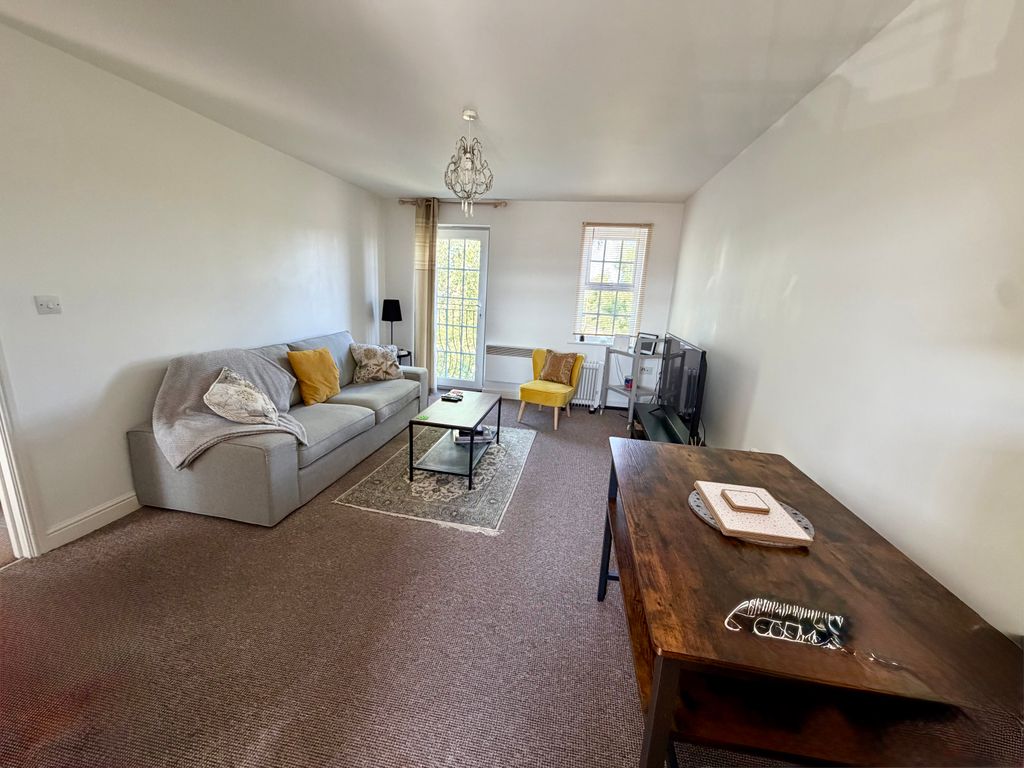 Property photo 2 of 10 Img_8219