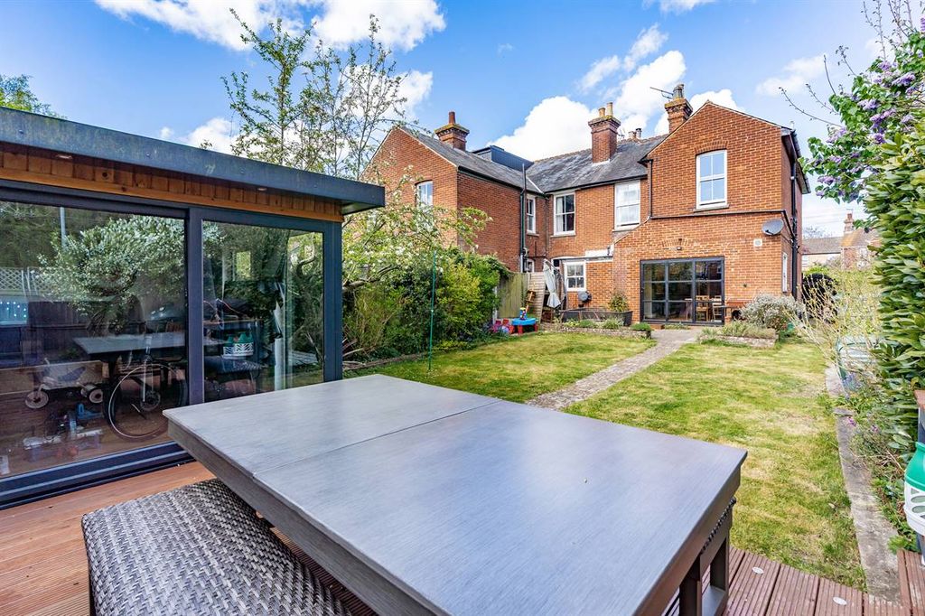 Property photo 3 of 24