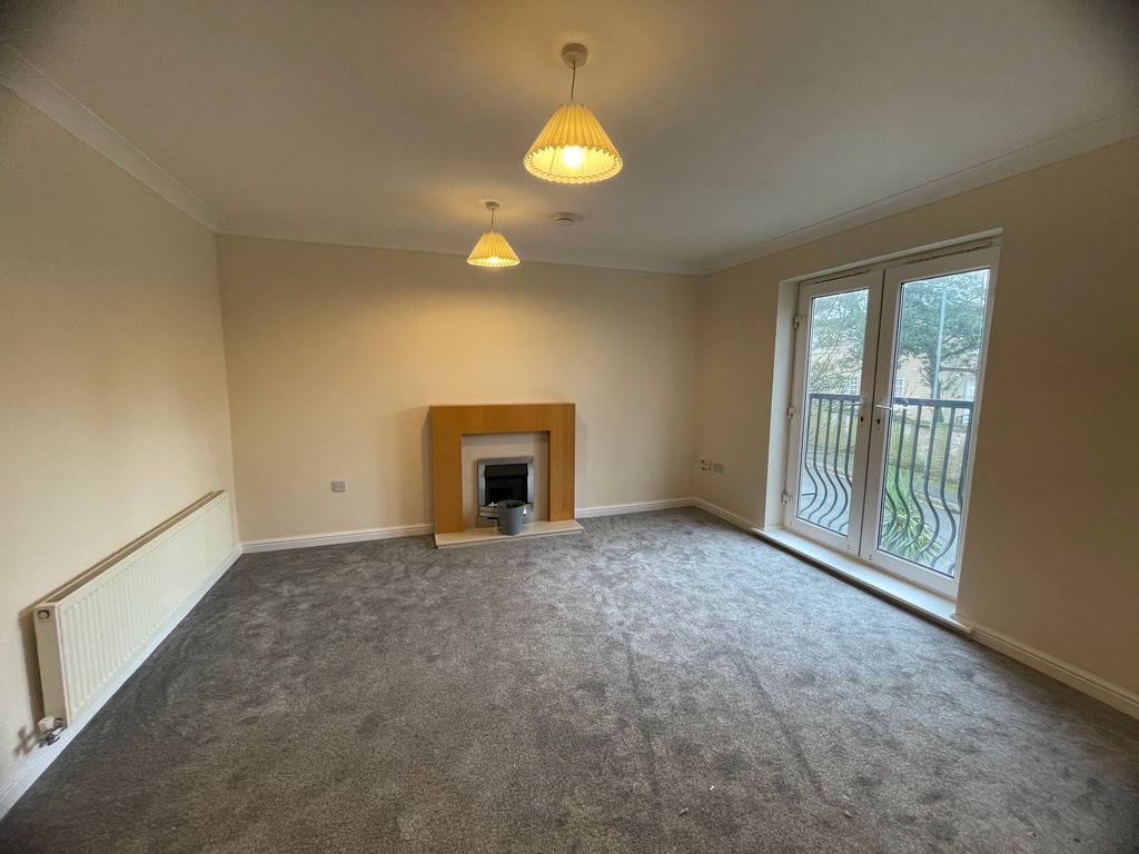 Property photo 1 of 9 Lounge