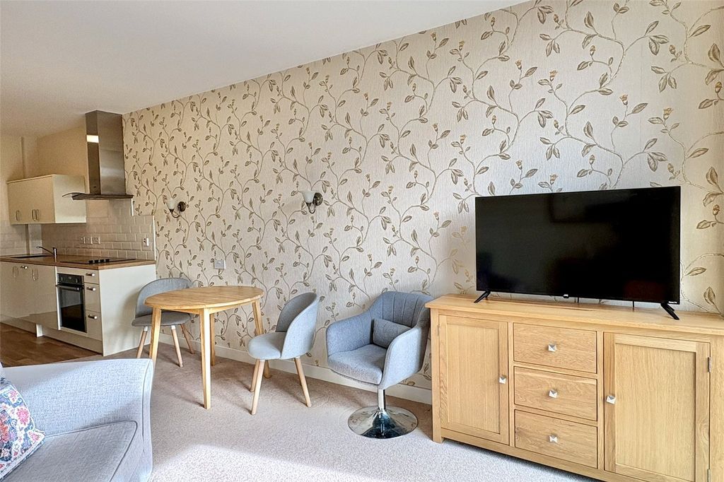 Property photo 3 of 12 Picture No. 09