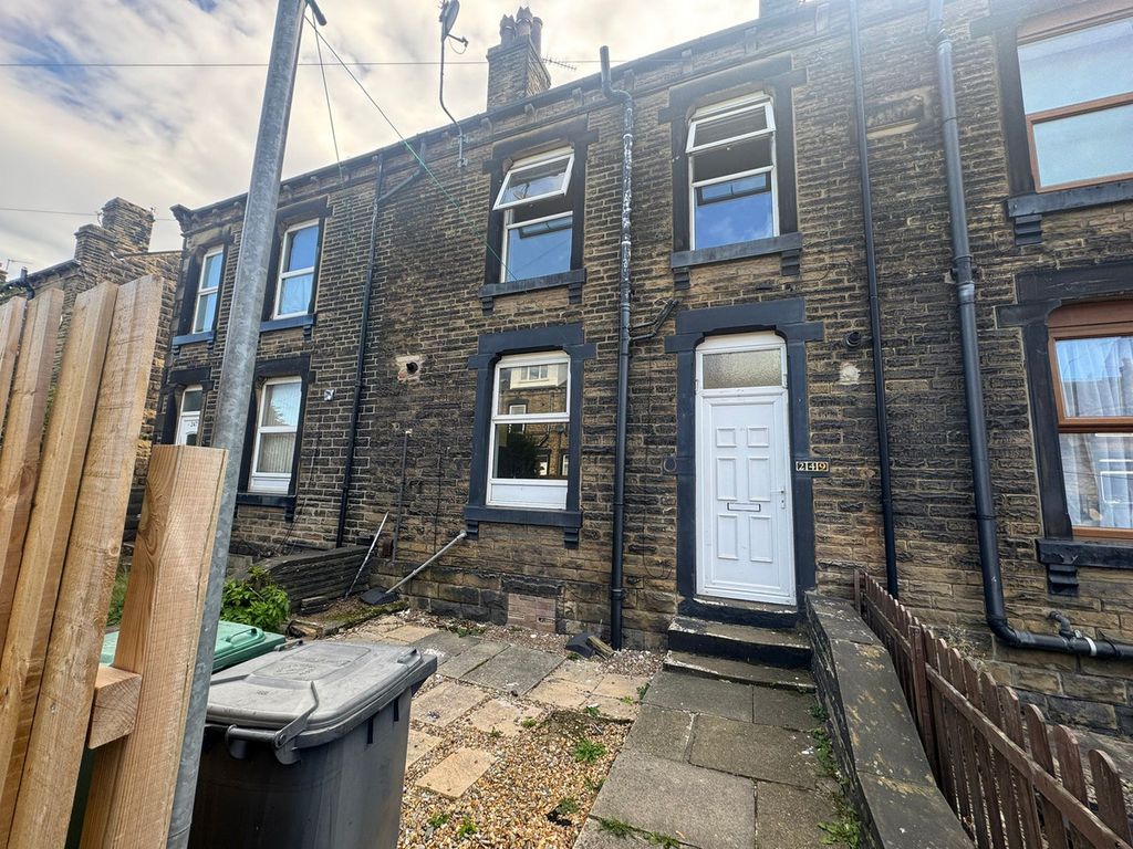 Property photo 2 of 14