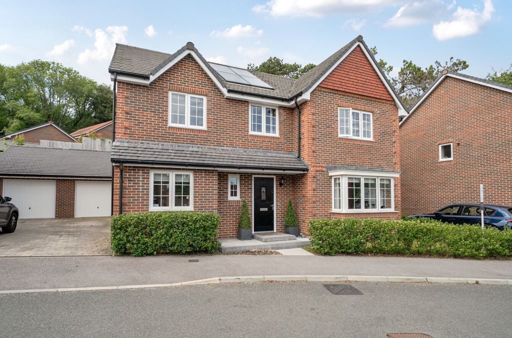 Property photo 1 of 14 1472303-3-6A316Aa...