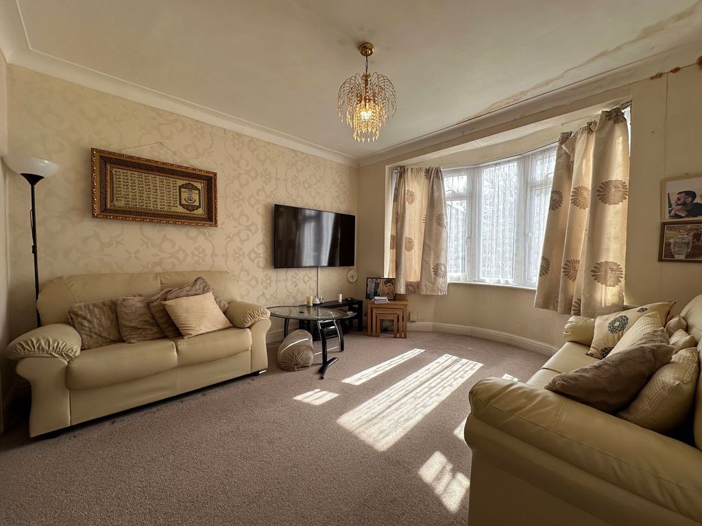 Property photo 3 of 19 Reception Room