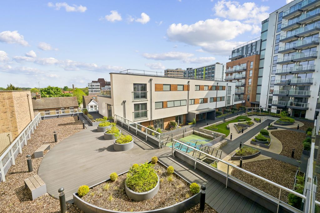 Property photo 2 of 9