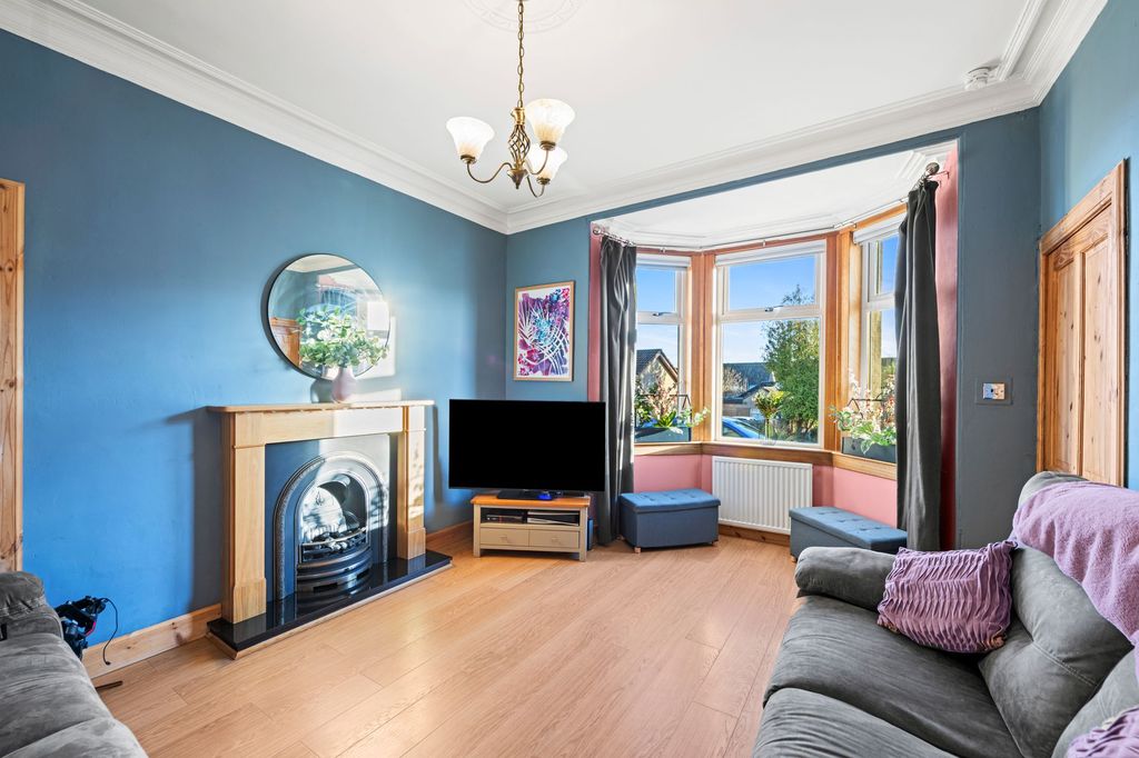 Property photo 2 of 24