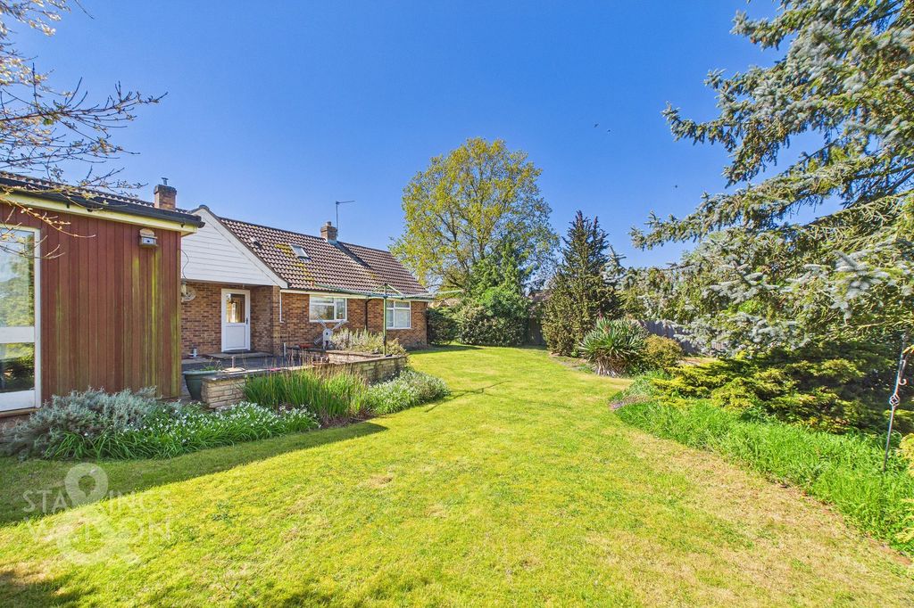 Property photo 2 of 46
